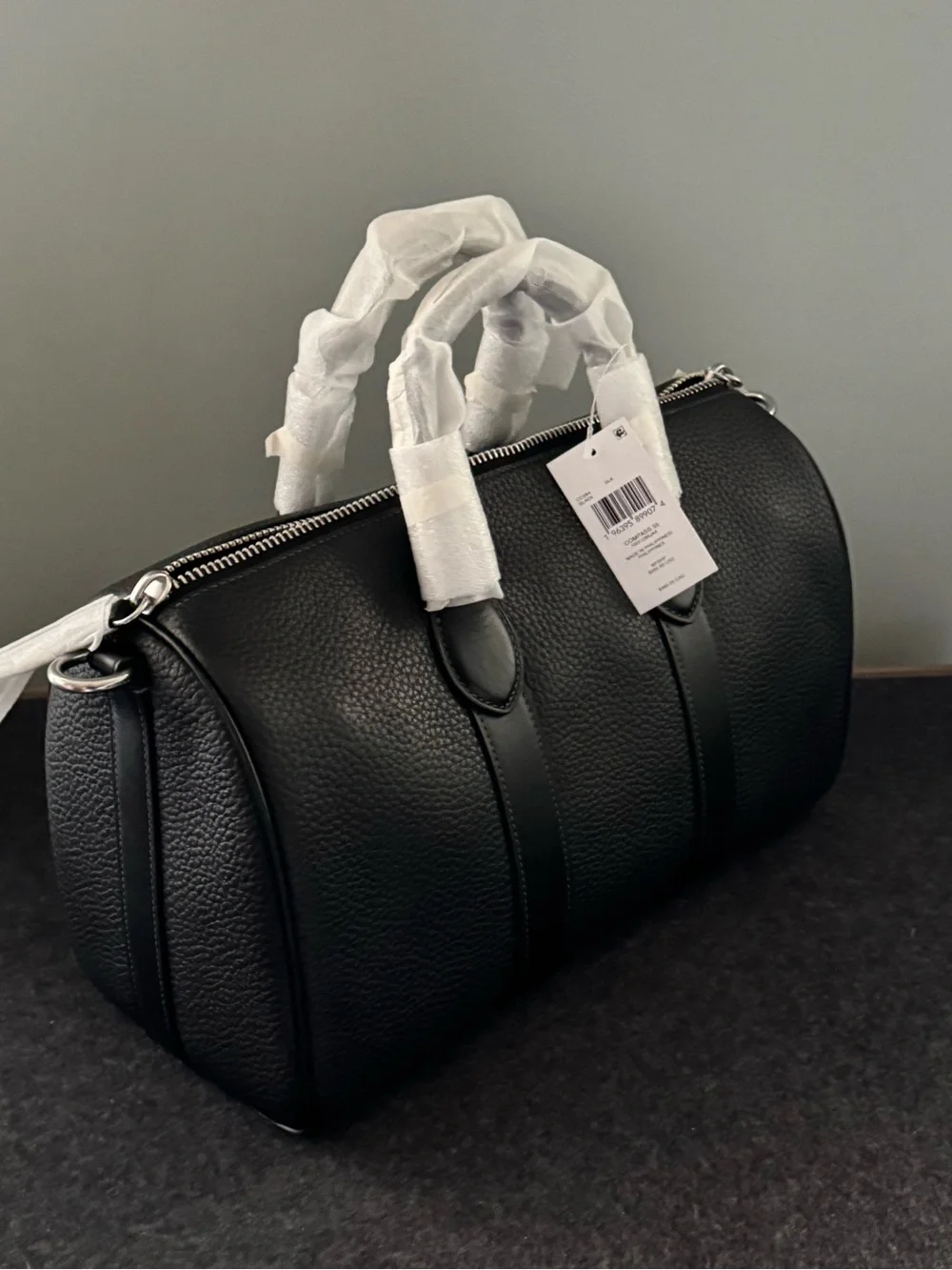 Coach Compass 35 in Black NWT